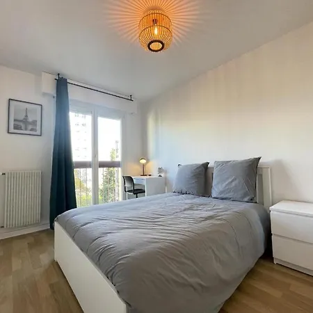 Le Bary - 10p - 100m2 - Gare - Parking Privé Gratuit * Le Mans