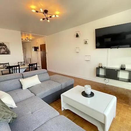 شقة Le Bary - 10p - 100m2 - Gare - Parking Prive Gratuit *