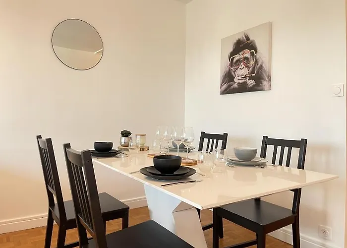 Le Bary - 10p - 100m2 - Gare - Parking Prive Gratuit