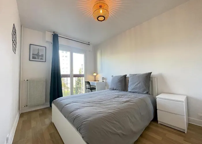 Le Bary - 10p - 100m2 - Gare - Parking Prive Gratuit * 르망